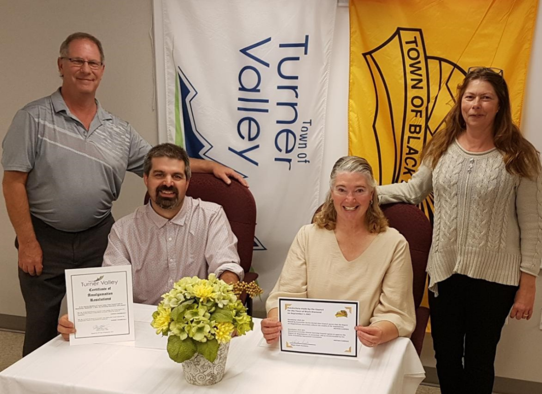 Mayors and CAOs with Certiicates - Amalgamation