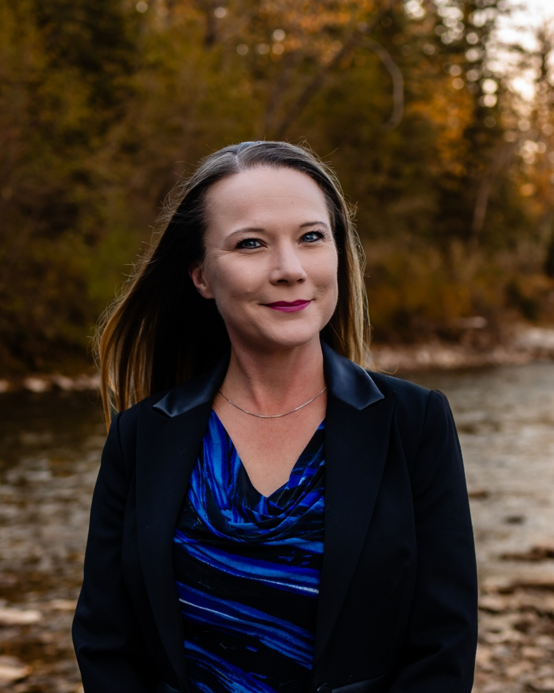 Tarina Ek  Photo Cropped (2)